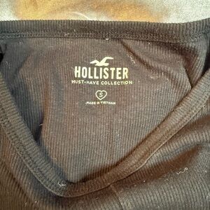 Hollister Black Ribbed Crew Tee